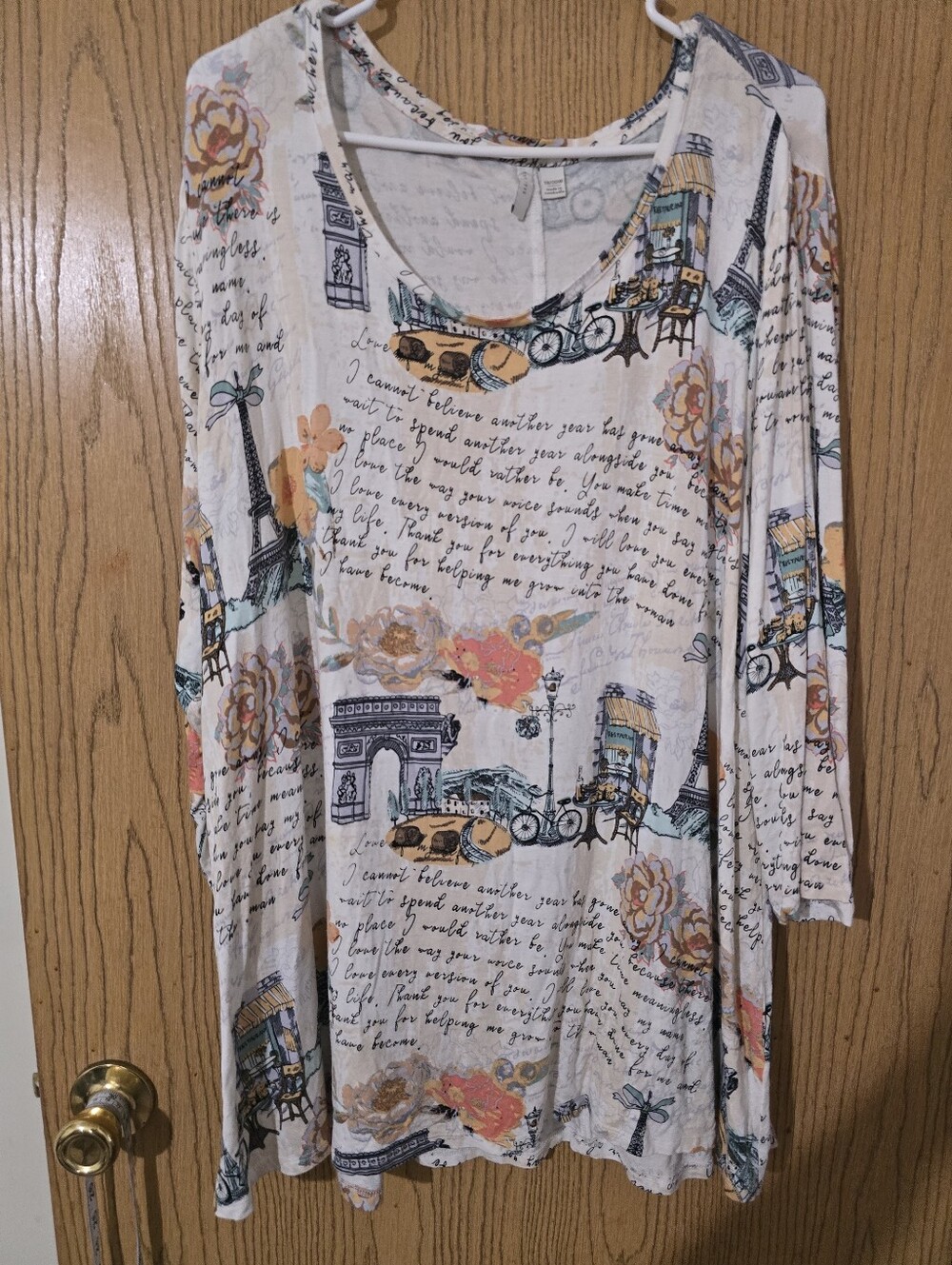 Women’s Long Sleeve V-Neck Floral Script Tunic Top - Cream/Orange - Picture 2 of 3